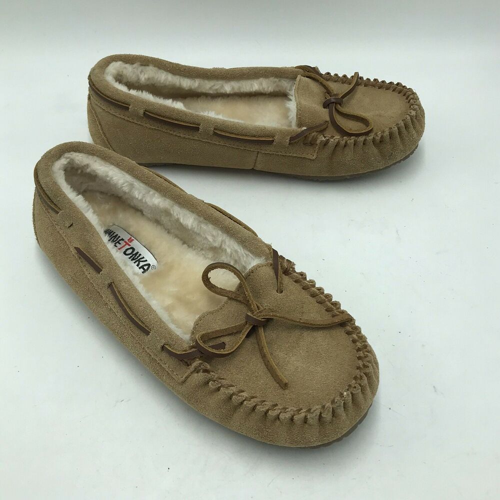 Minnetonka Women's 8 Cally Moccasins Brown Leather Faux Fur Lined